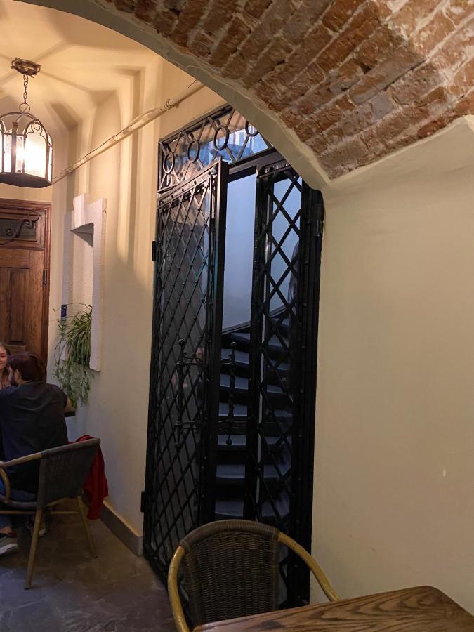 Квартира На Вулиці Лесі Українки 19 Lviv Exteriör bild