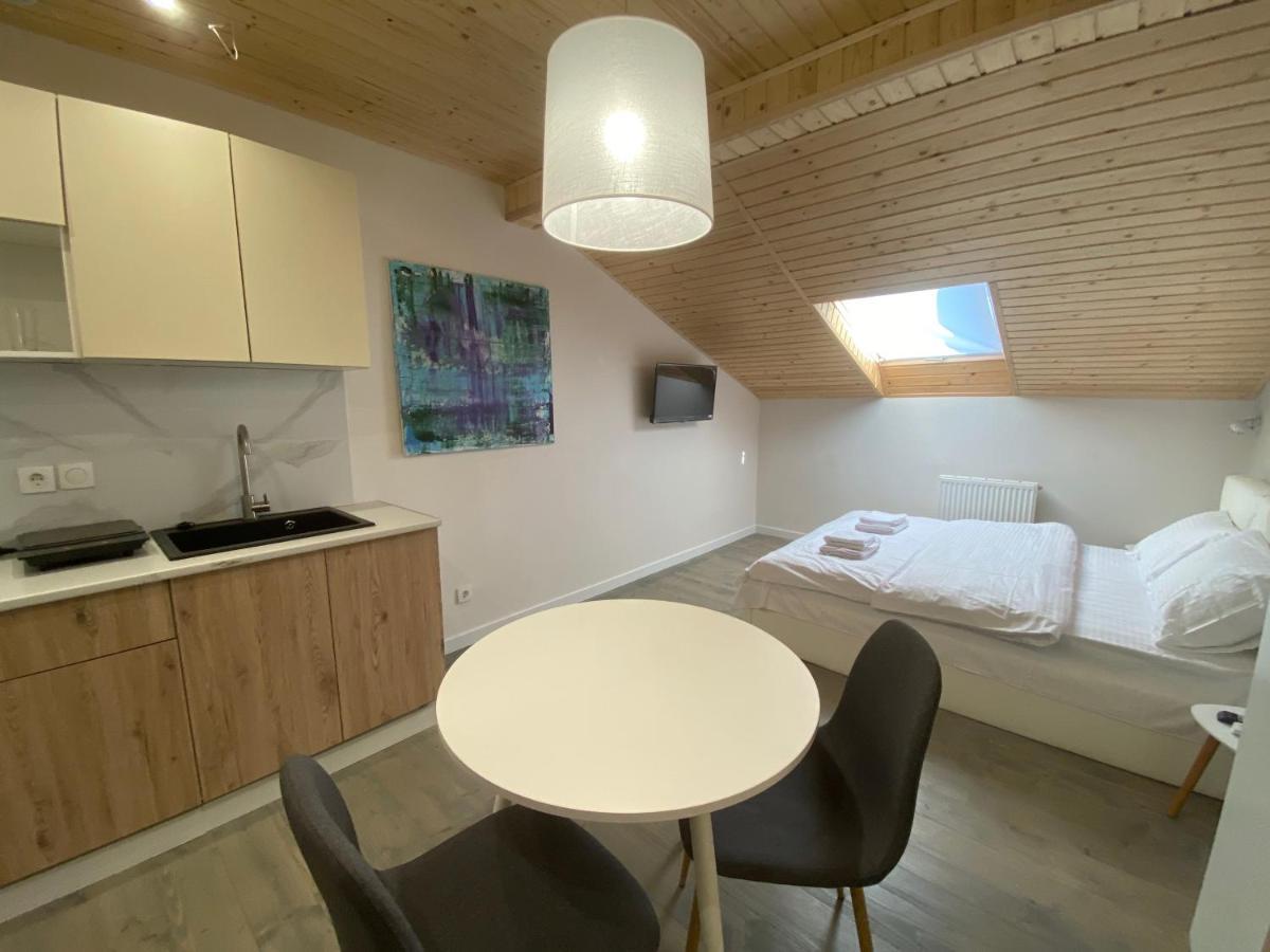 Квартира На Вулиці Лесі Українки 19 Lviv Exteriör bild